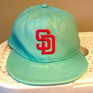 San Diego Padres New Era 2022 City Connect 59FIFTY SnapBack